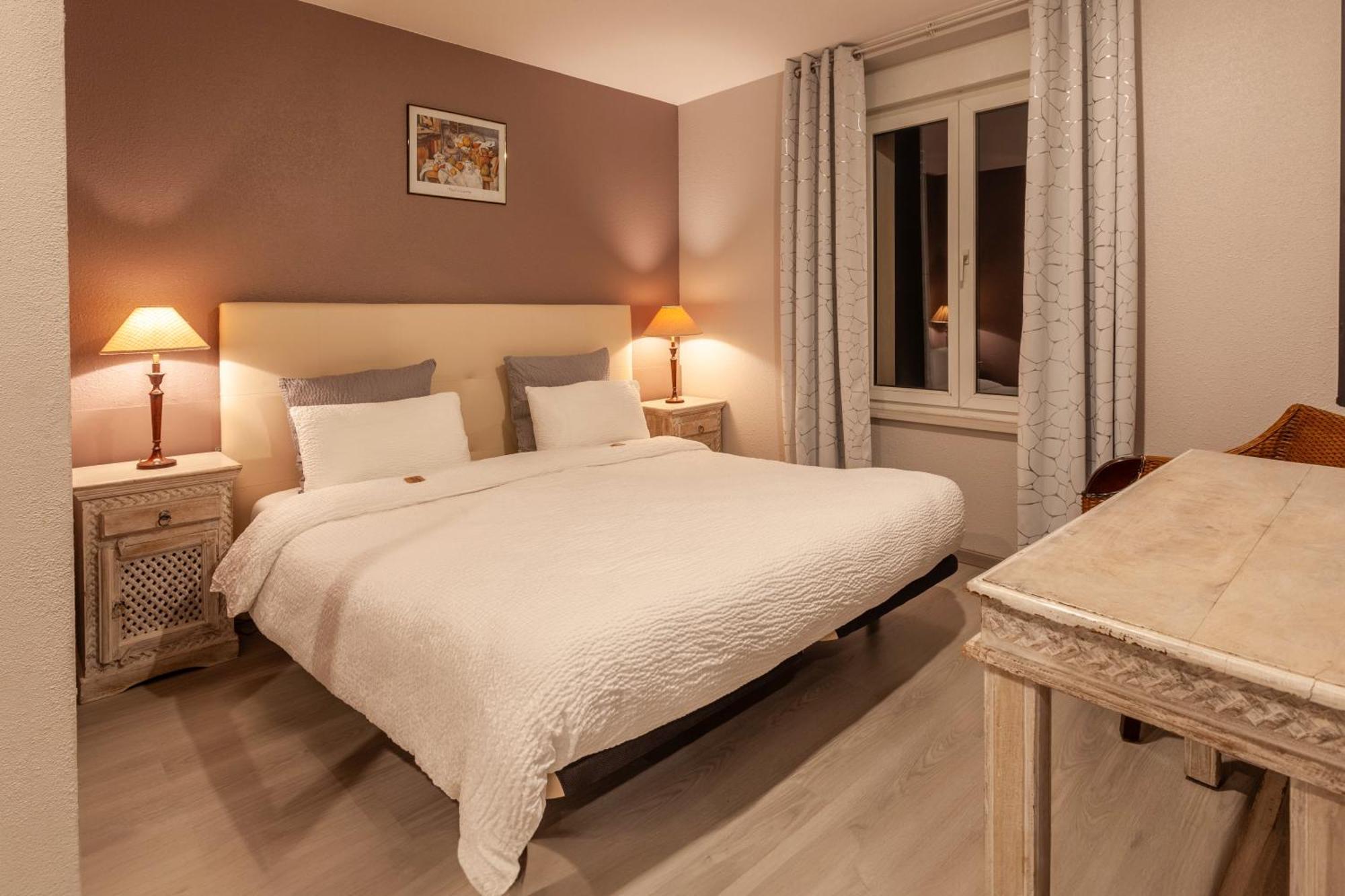 Providence Hotel Виттель Экстерьер фото