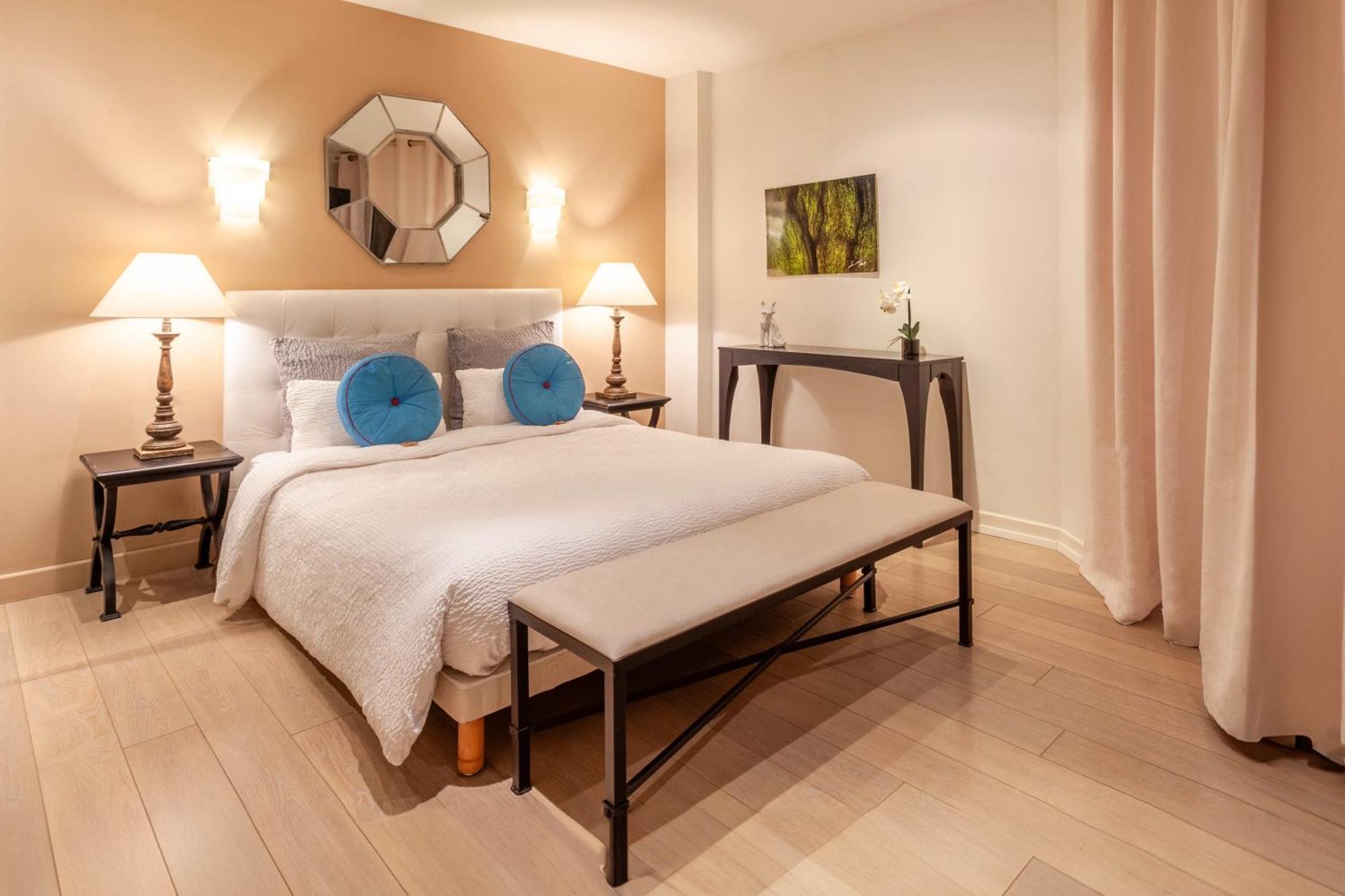 Providence Hotel Виттель Экстерьер фото