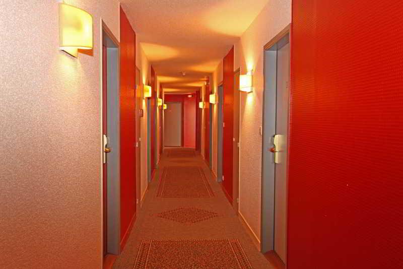 Providence Hotel Виттель Экстерьер фото